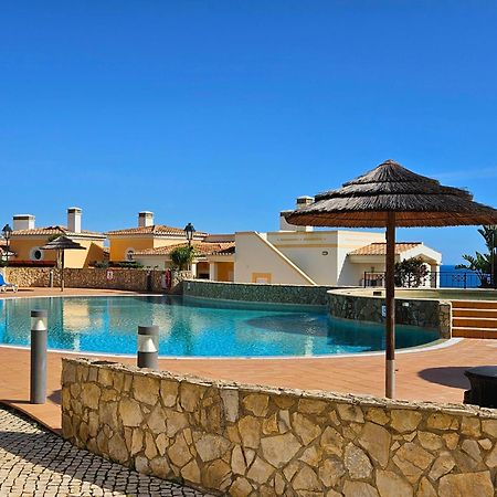The View - Santo Antonio Villas, Golf & Spa Salema Exterior photo