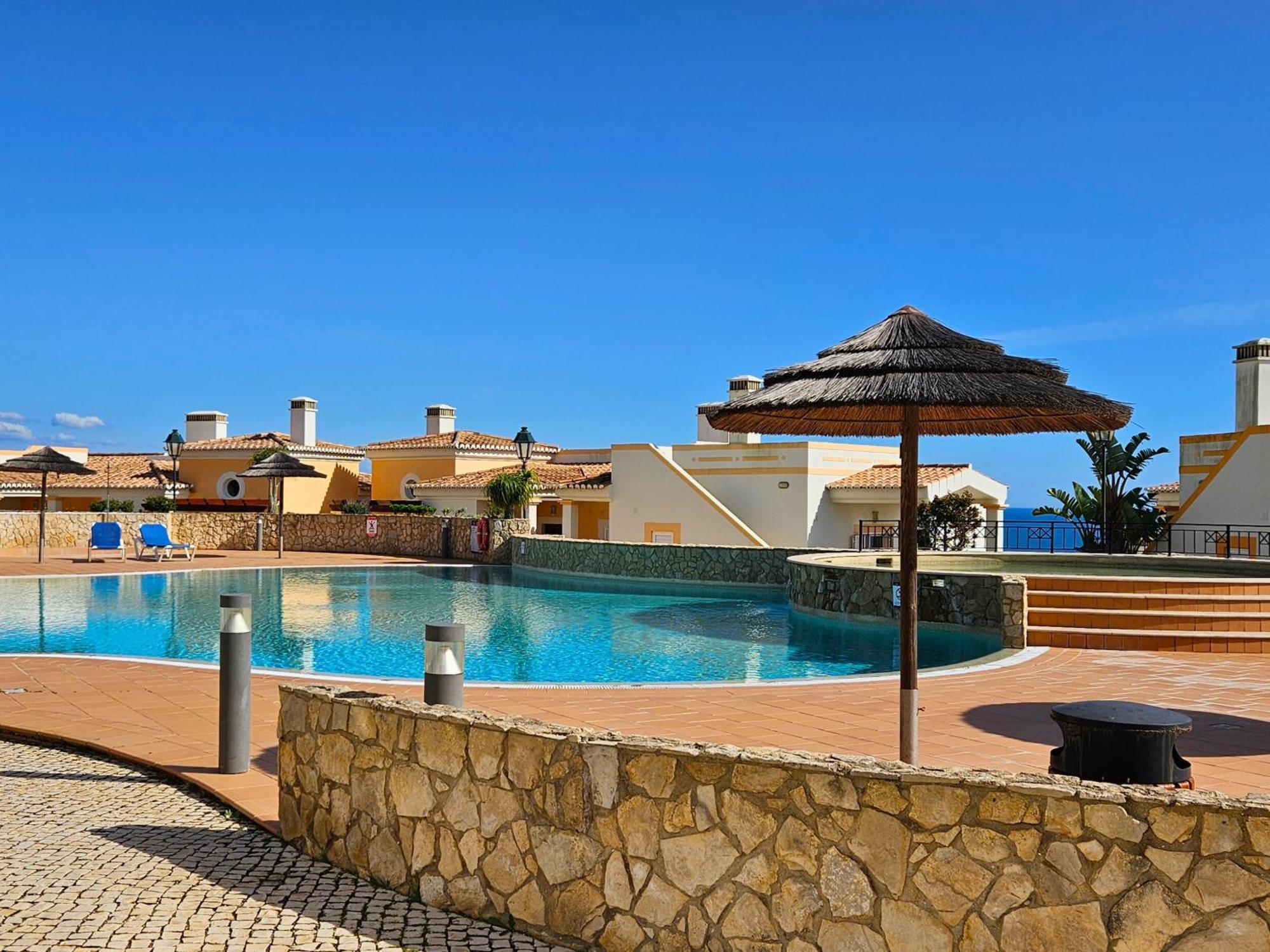The View - Santo Antonio Villas, Golf & Spa Salema Exterior photo